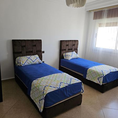 Vaste Appartement Au Centre De Tétouan Luaran gambar