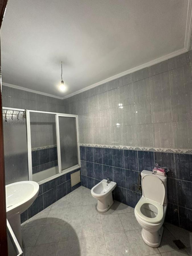 Vaste Appartement Au Centre De Tétouan Luaran gambar