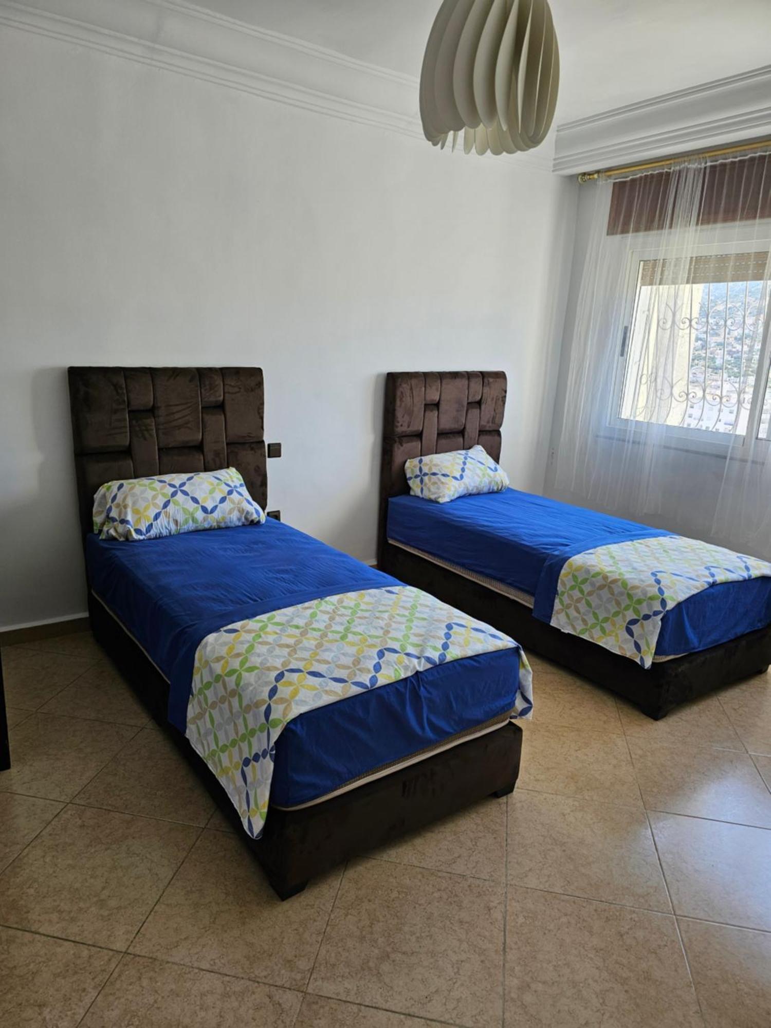 Vaste Appartement Au Centre De Tétouan Luaran gambar